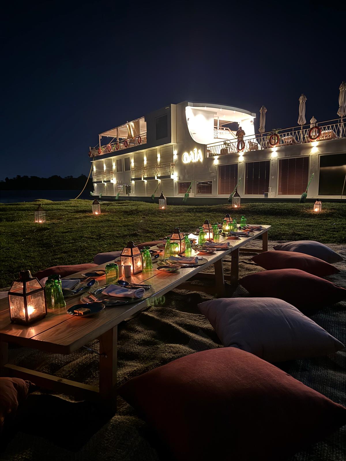 A Dinner Beneath the Stars
